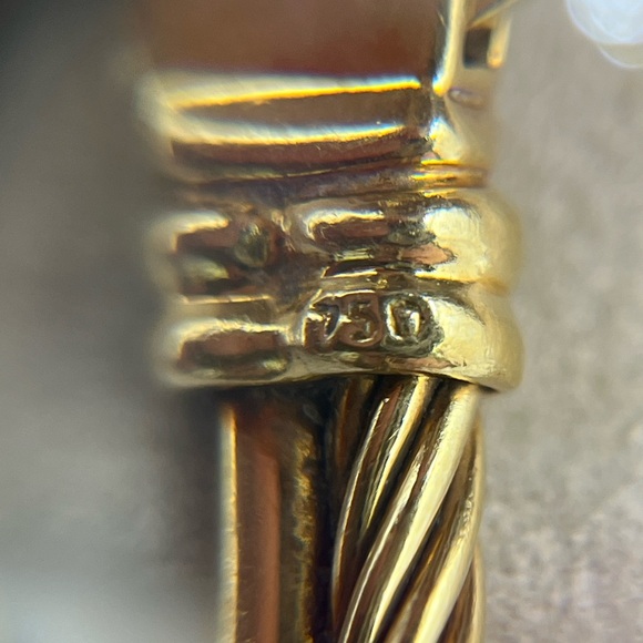 David Yurman 18K Yellow Gold Crossover Cable Bangle Bracelet - Picture 4 of 7